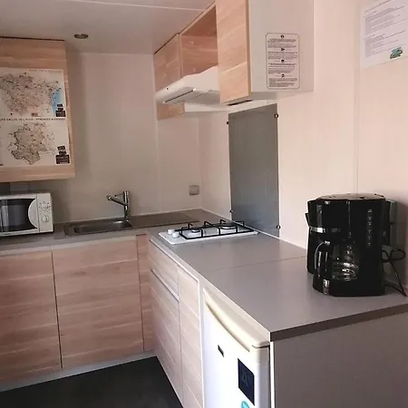 Mobil-home 2 Pers. Avec Terrasse A - Api-1-52-1188 キャンプ場