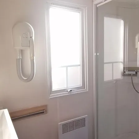 Mobil-home 2 Pers. Avec Terrasse A - Api-1-52-1188 キャンプ場